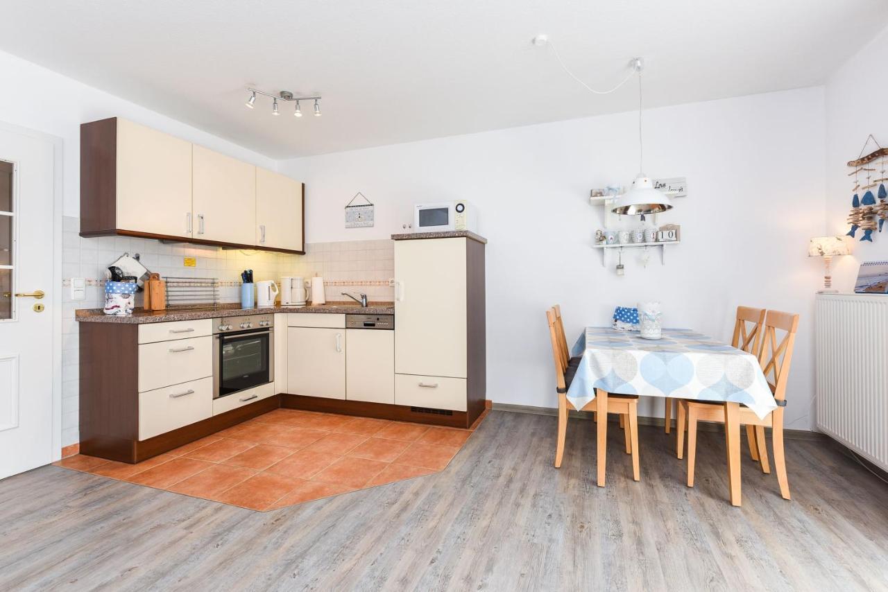 Ferienwohnung To Huus Bensersiel Luaran gambar